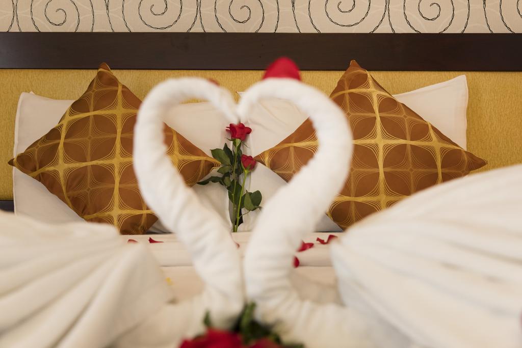 King Town Hotel Нячанг Екстер'єр фото