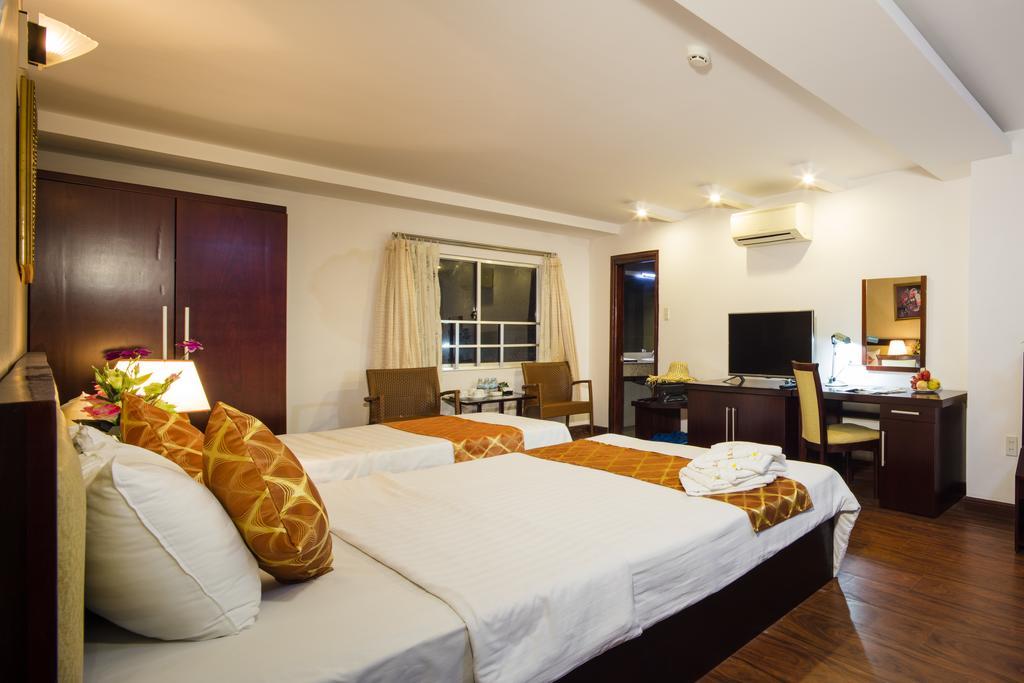 King Town Hotel Нячанг Екстер'єр фото