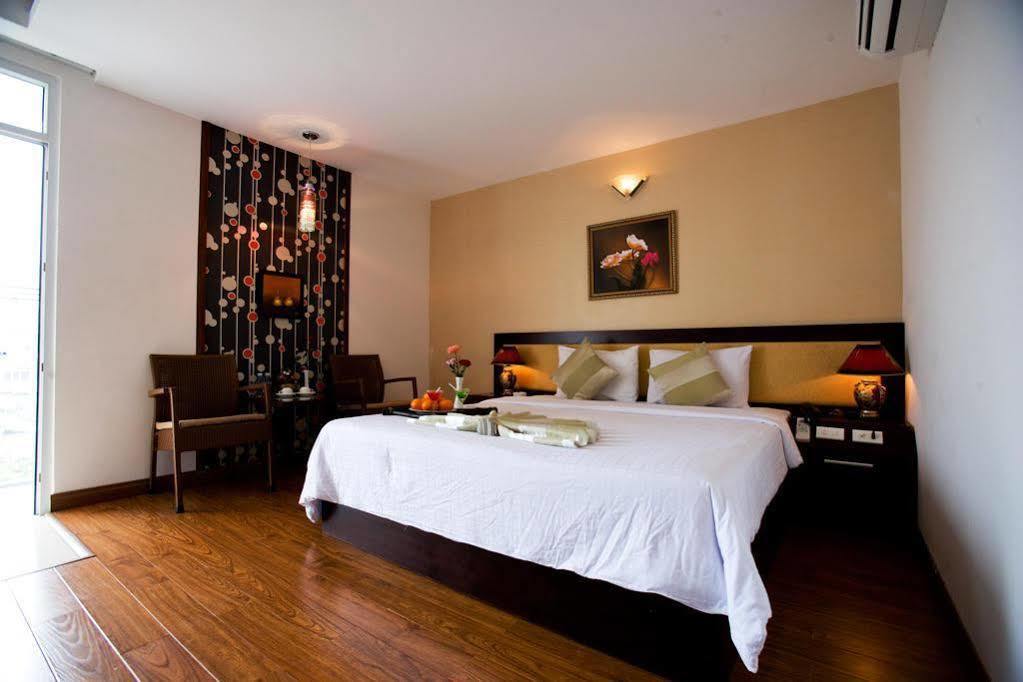 King Town Hotel Нячанг Екстер'єр фото